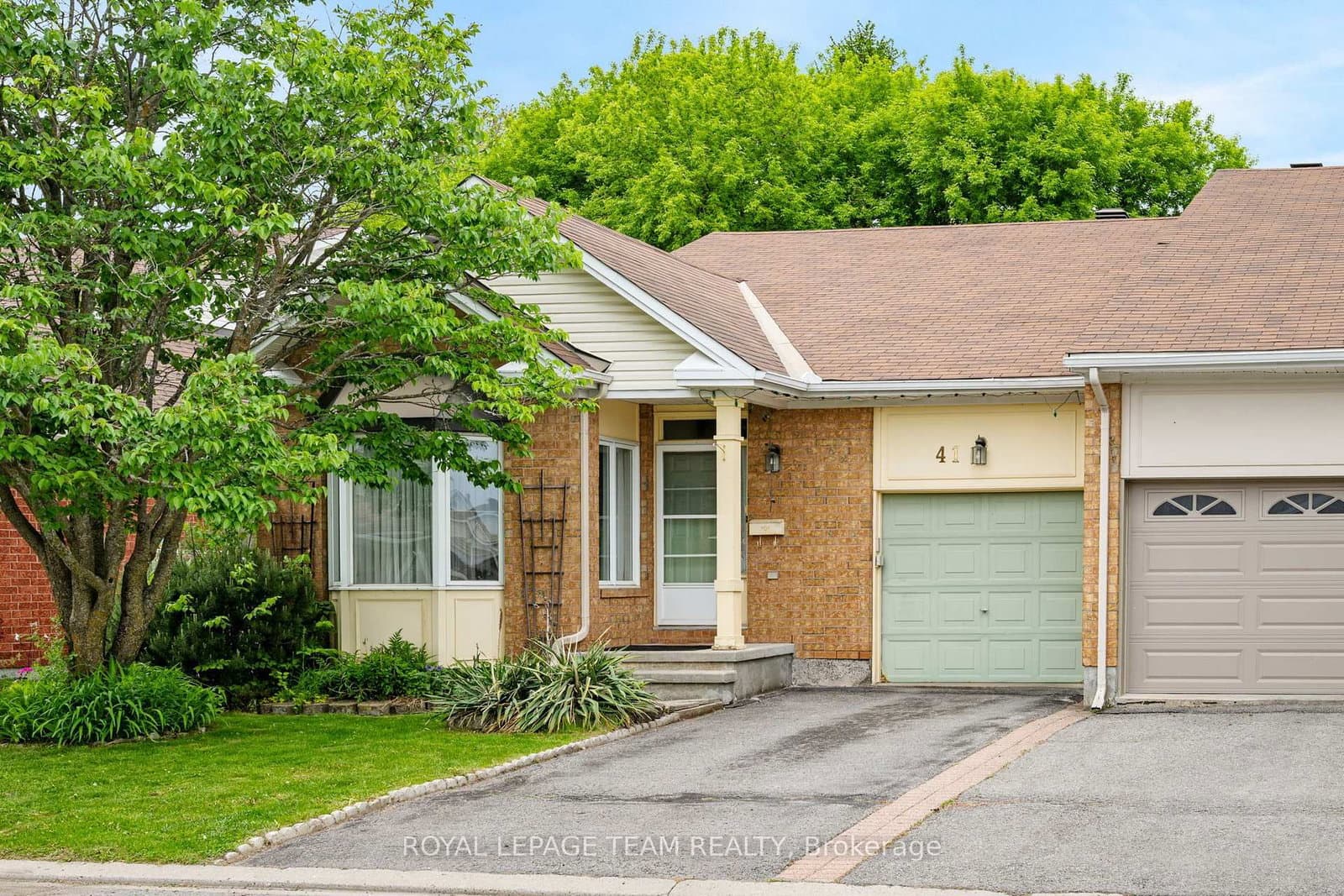 41 Billingham Crescent, Ottawa, ON