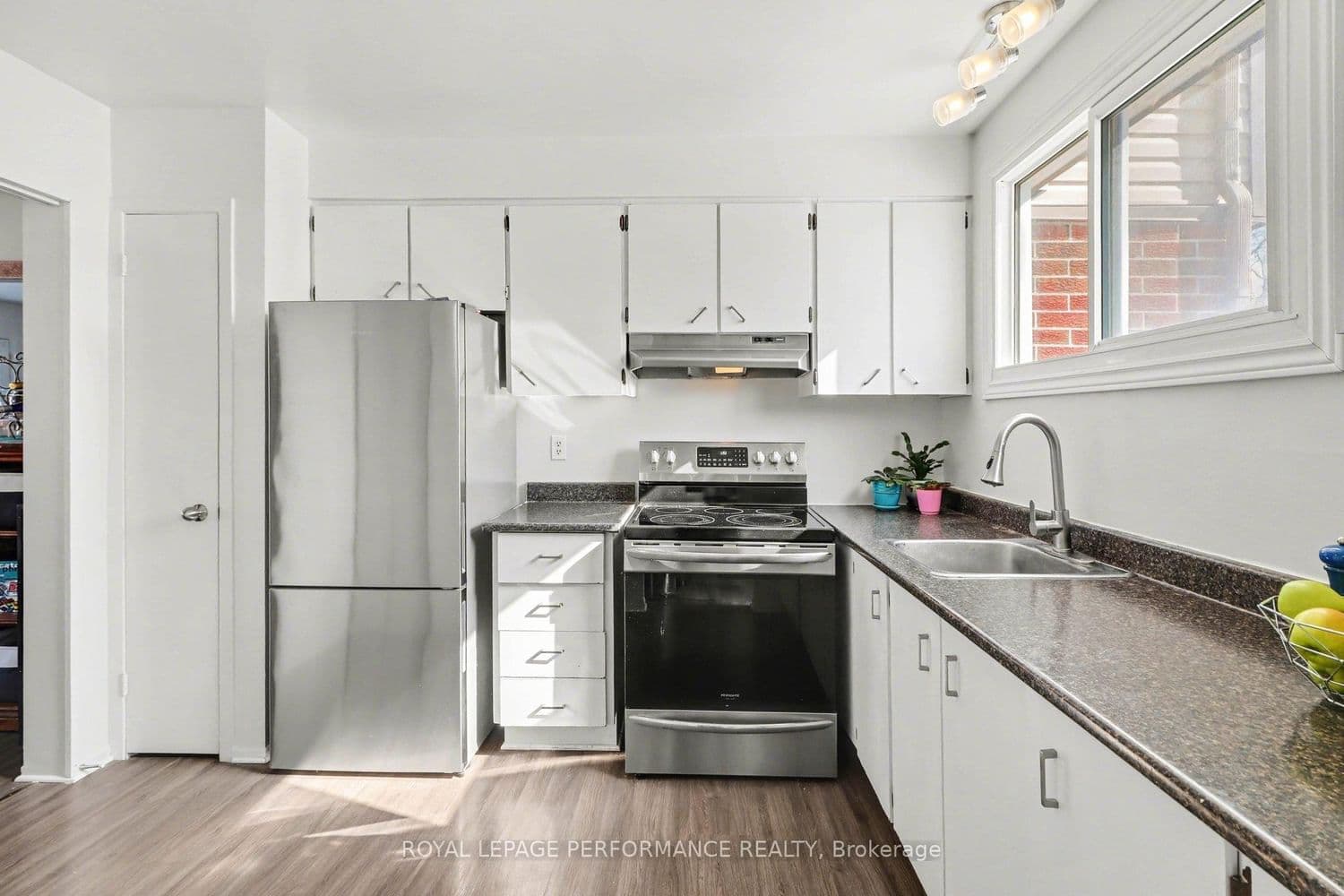 307 - 1441 Palmerston Drive, Ottawa, ON — photo 3