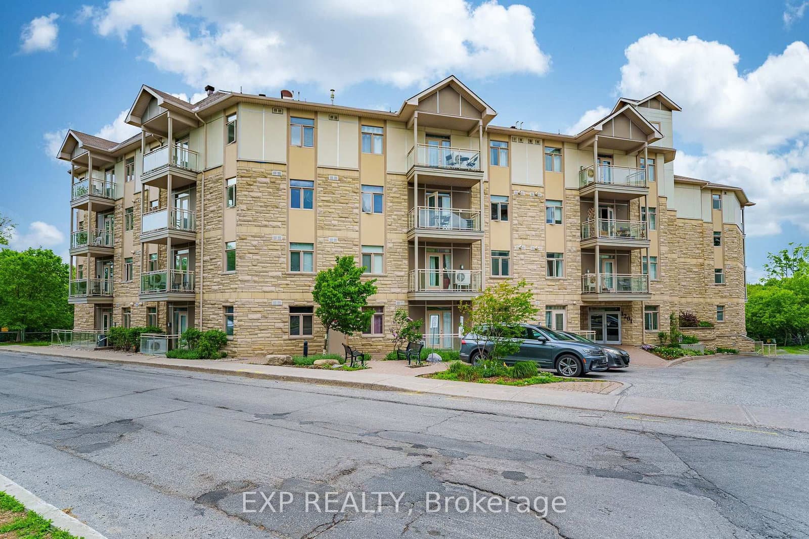 408 - 1201 Ohio Street, Ottawa, ON