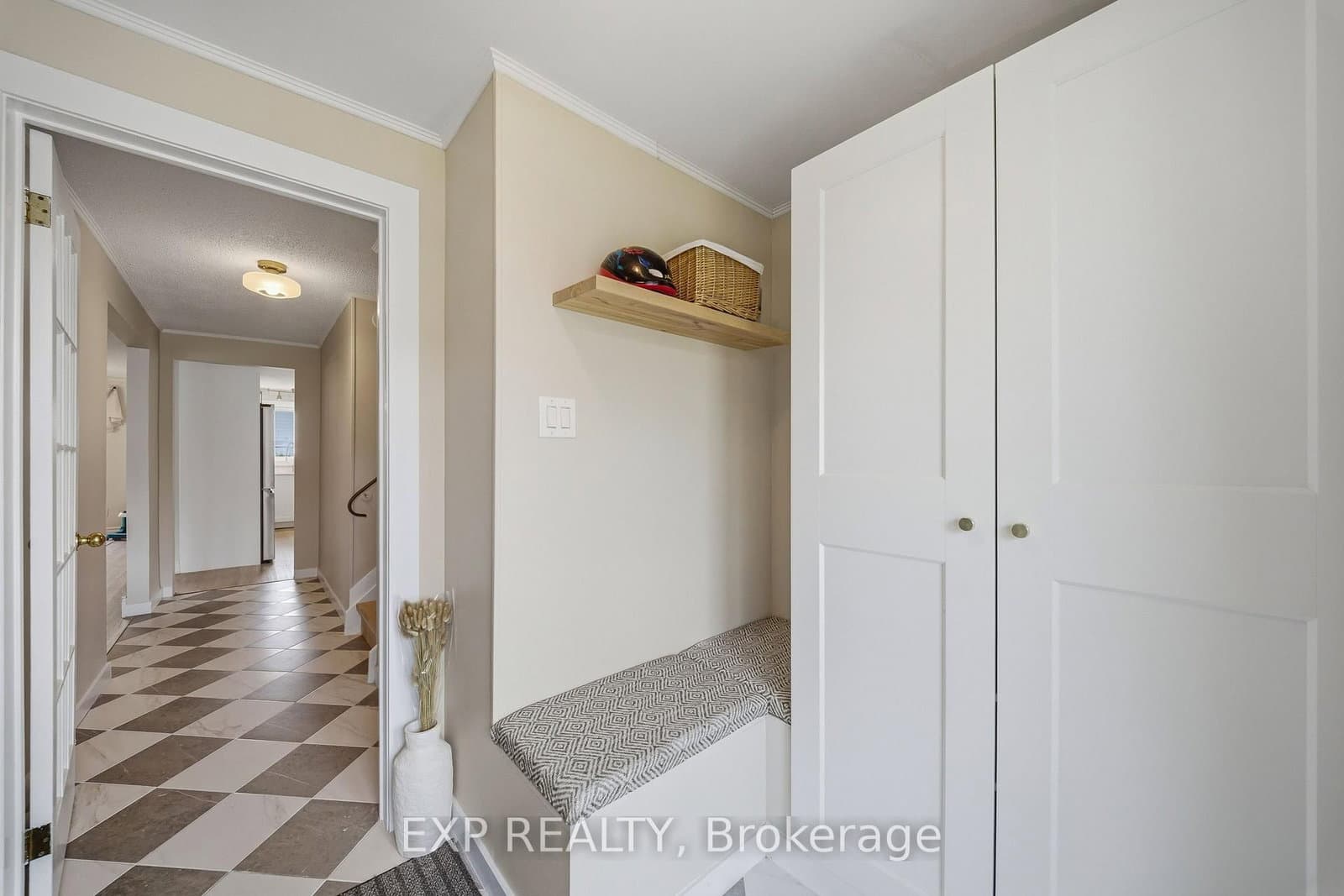 2333 Cotters Crescent, Ottawa, ON — photo 3