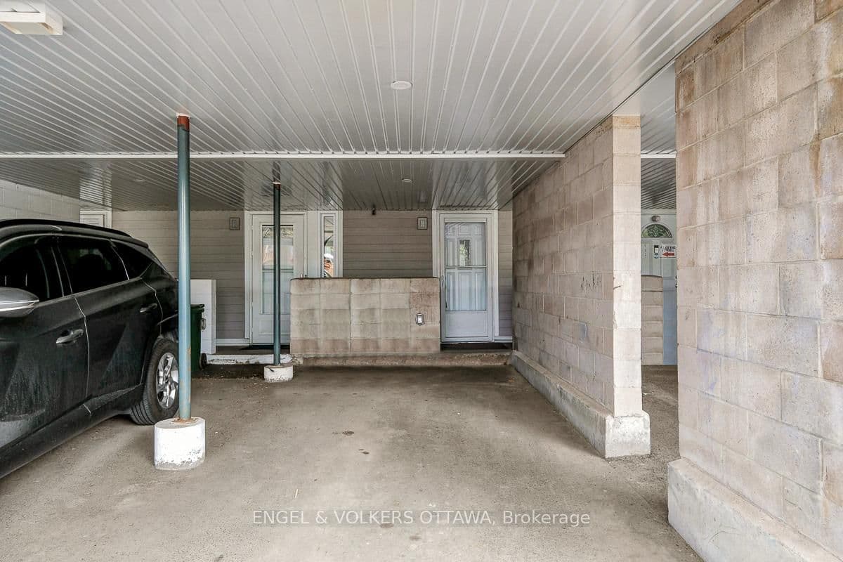 133 - 3445 Uplands Drive, Ottawa, ON — photo 3