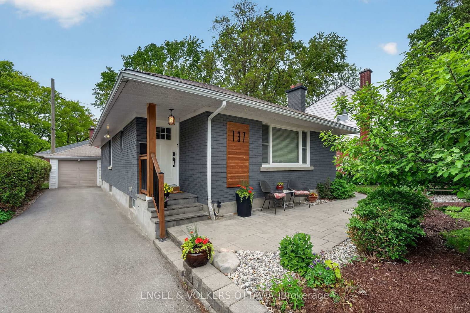 137 Rachael Avenue, Ottawa, ON