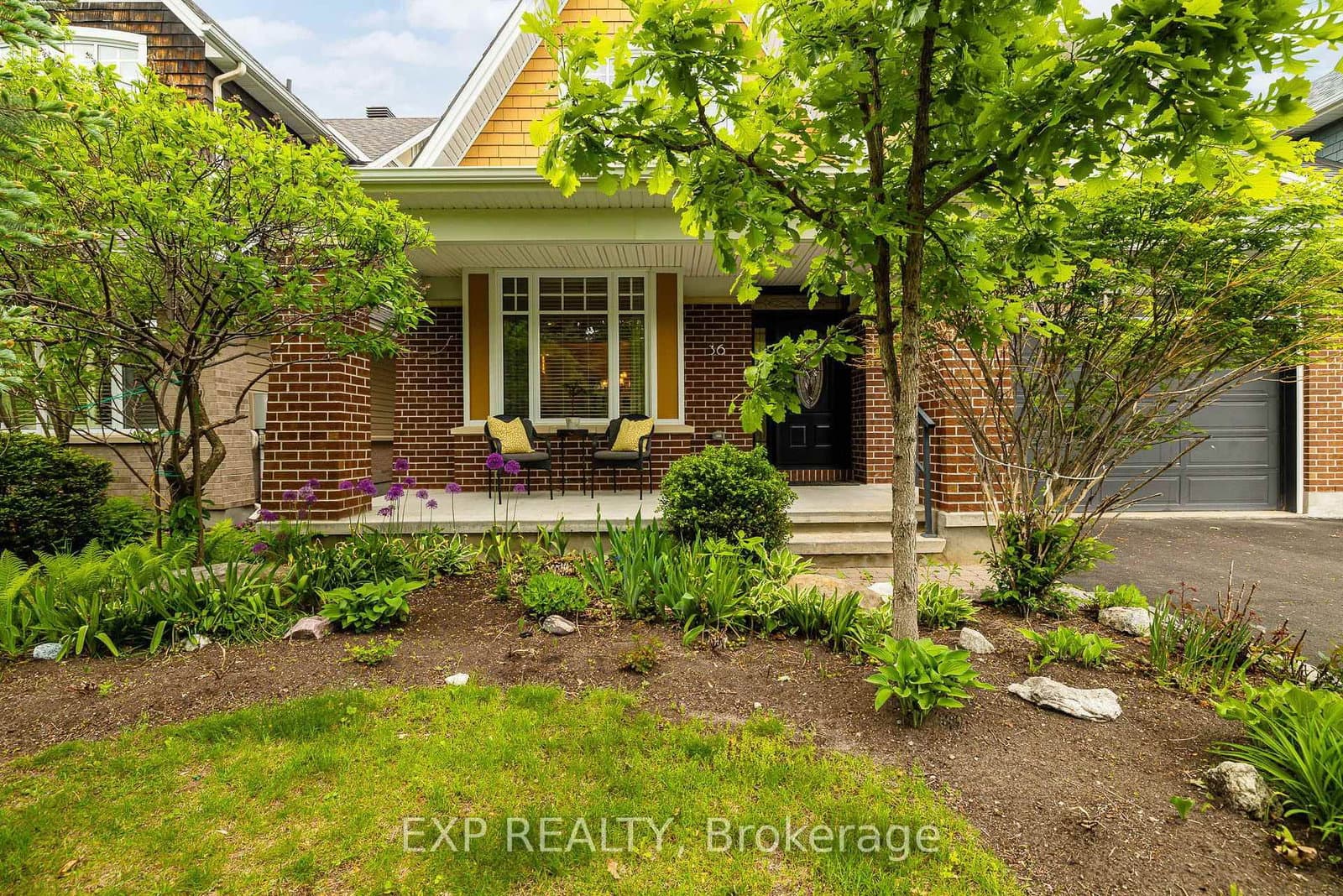 36 Oakbriar Crescent, Ottawa, ON — photo 3