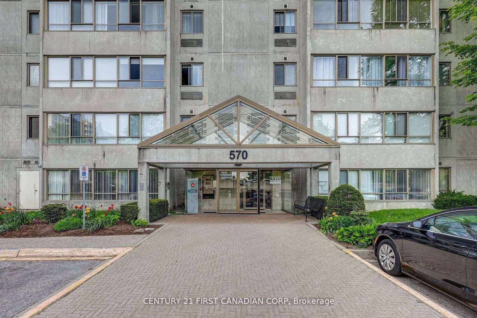 405 - 570 Proudfoot Lane, London North, ON — photo 2