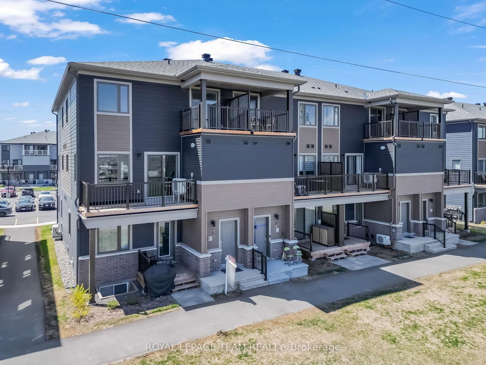 416 Parnian Private, Ottawa, ON