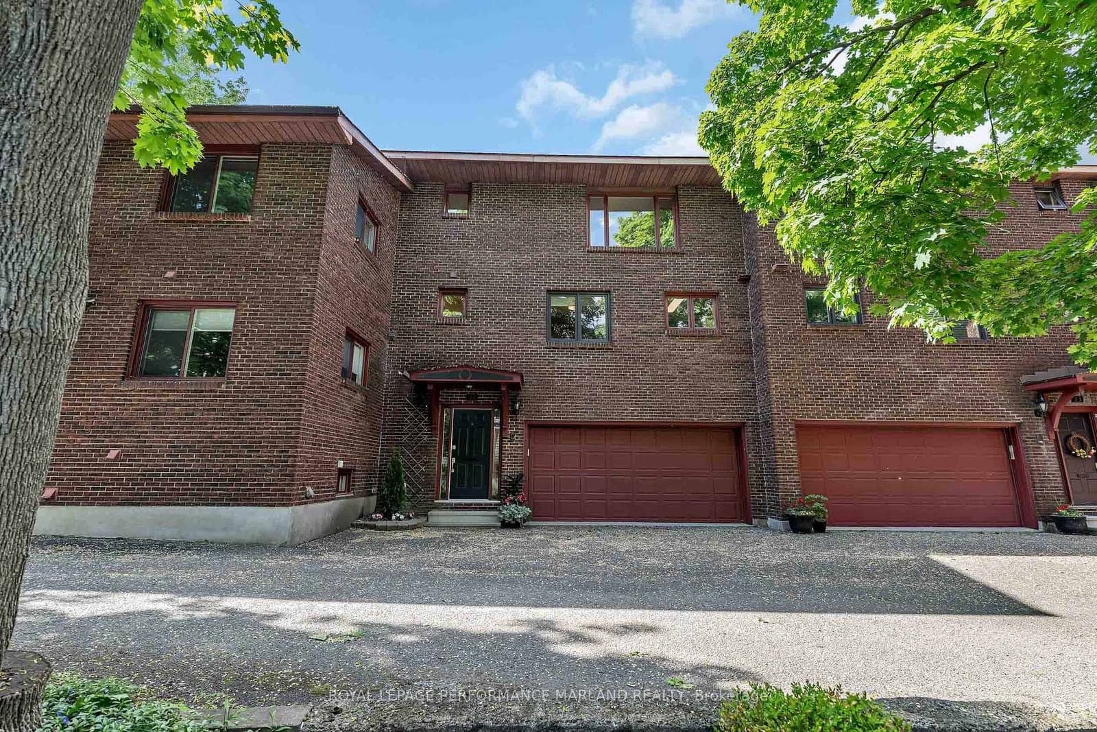 31 Aylen Avenue, Ottawa, ON