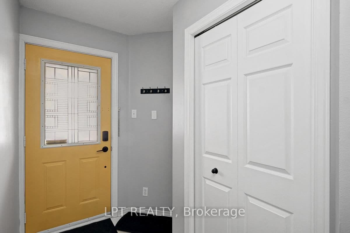 30 - 204 Briston Private, Ottawa, ON — photo 3