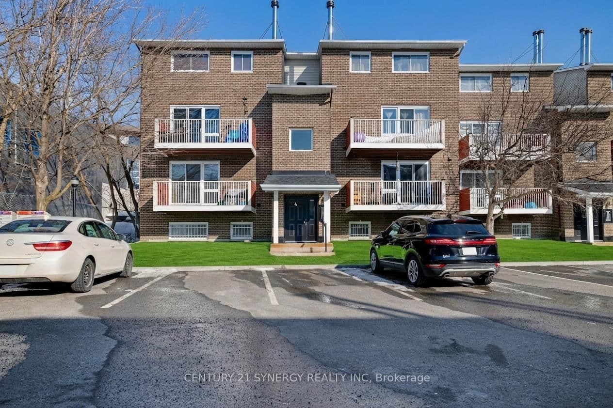 403 - 1589 ST BERNARD Street, Ottawa, ON