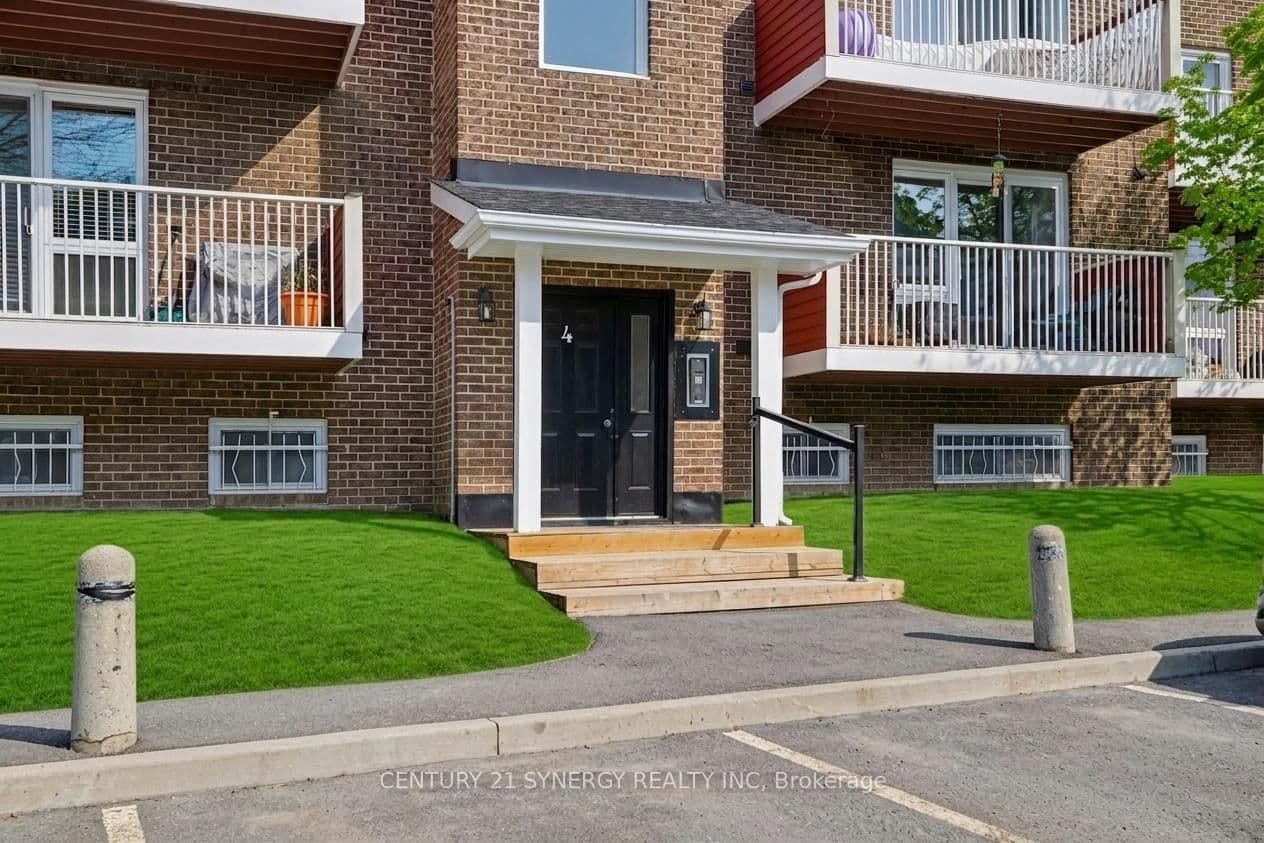 403 - 1589 ST BERNARD Street, Ottawa, ON — photo 2