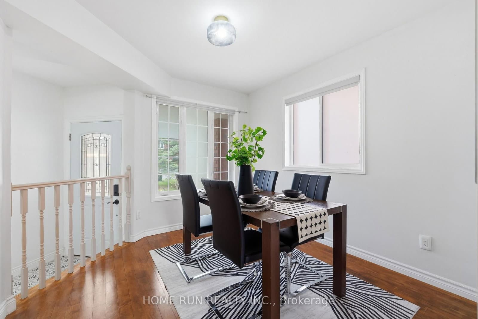 26 Highmont Court, Ottawa, ON — photo 3