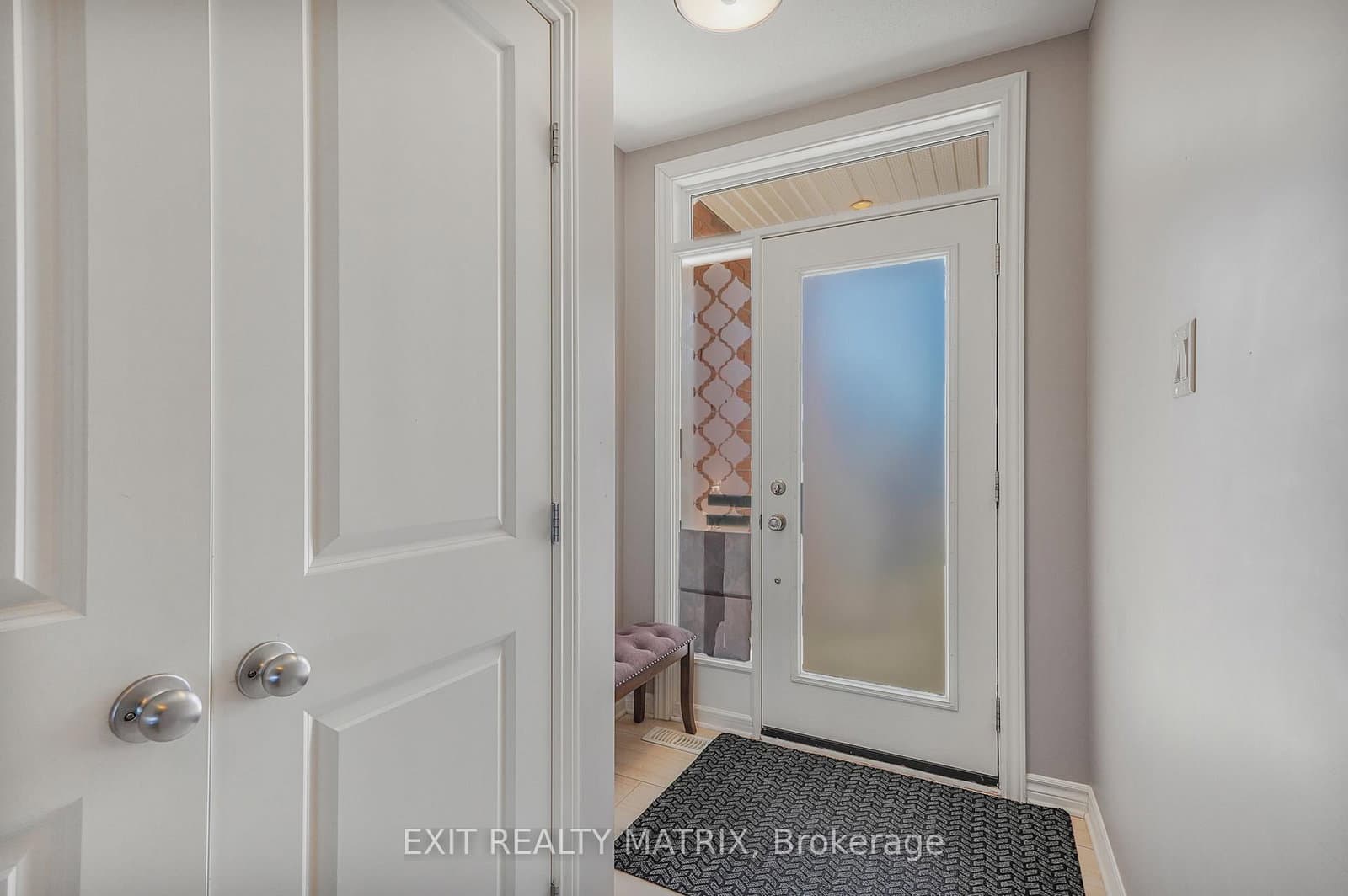401 Gerry Lalonde Drive, Ottawa, ON — photo 3