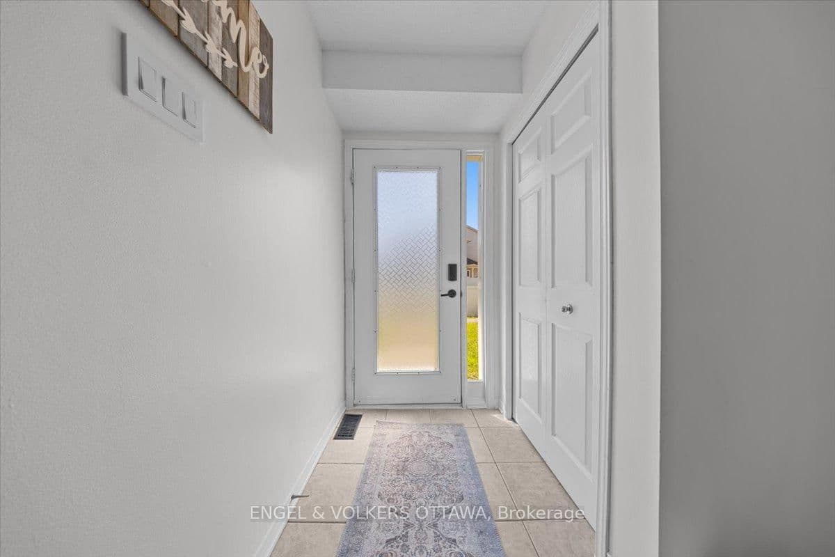 241 Monterey Drive, Ottawa, ON — photo 3