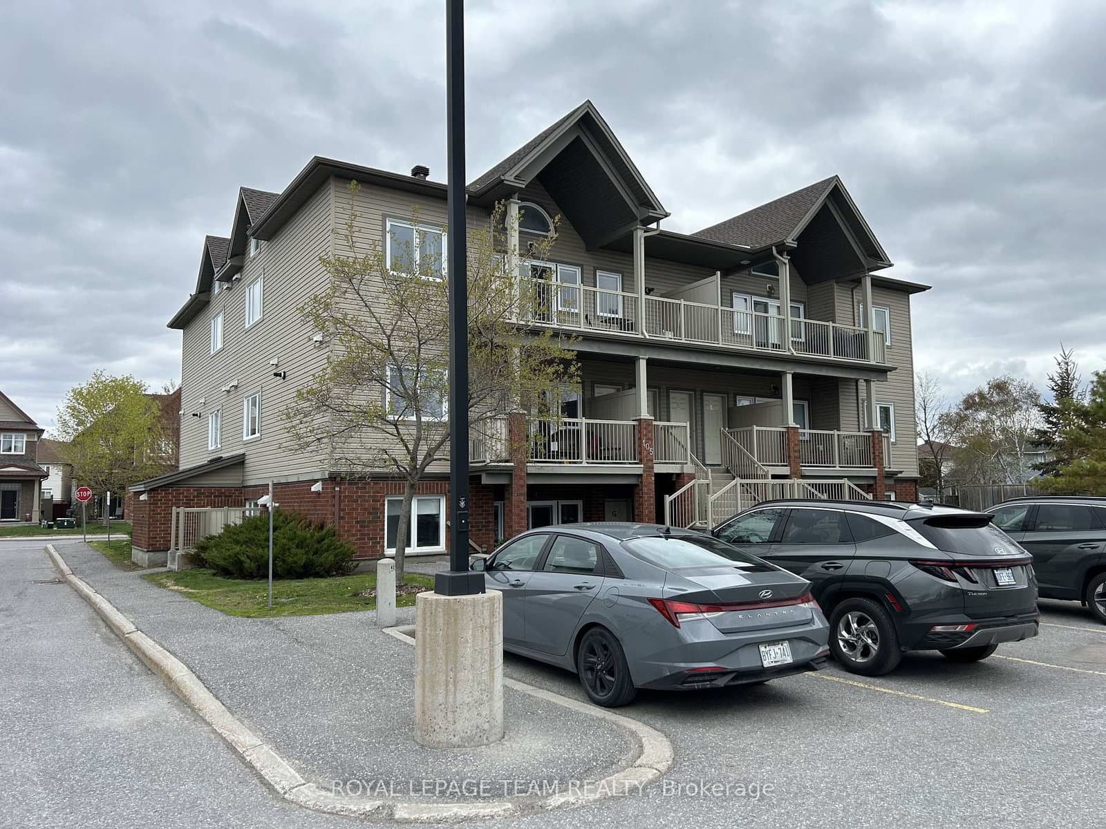 H - 105 Fraser Fields Way, Ottawa, ON
