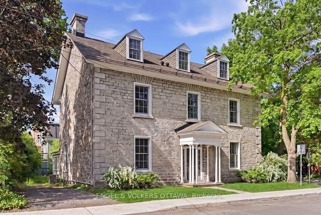 35 MacKay Street, Ottawa, ON — photo 2