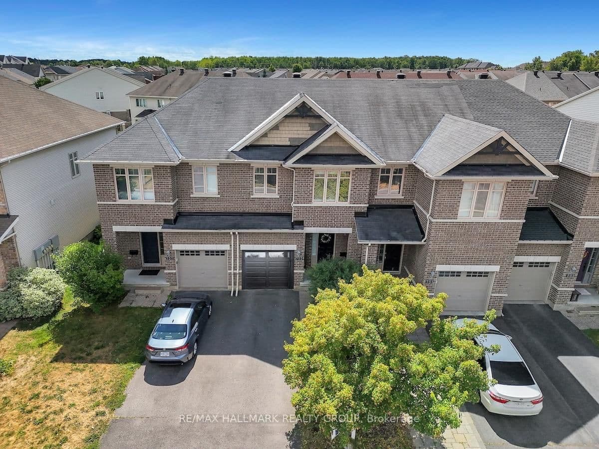 755 Bowercrest Crescent, Ottawa, ON