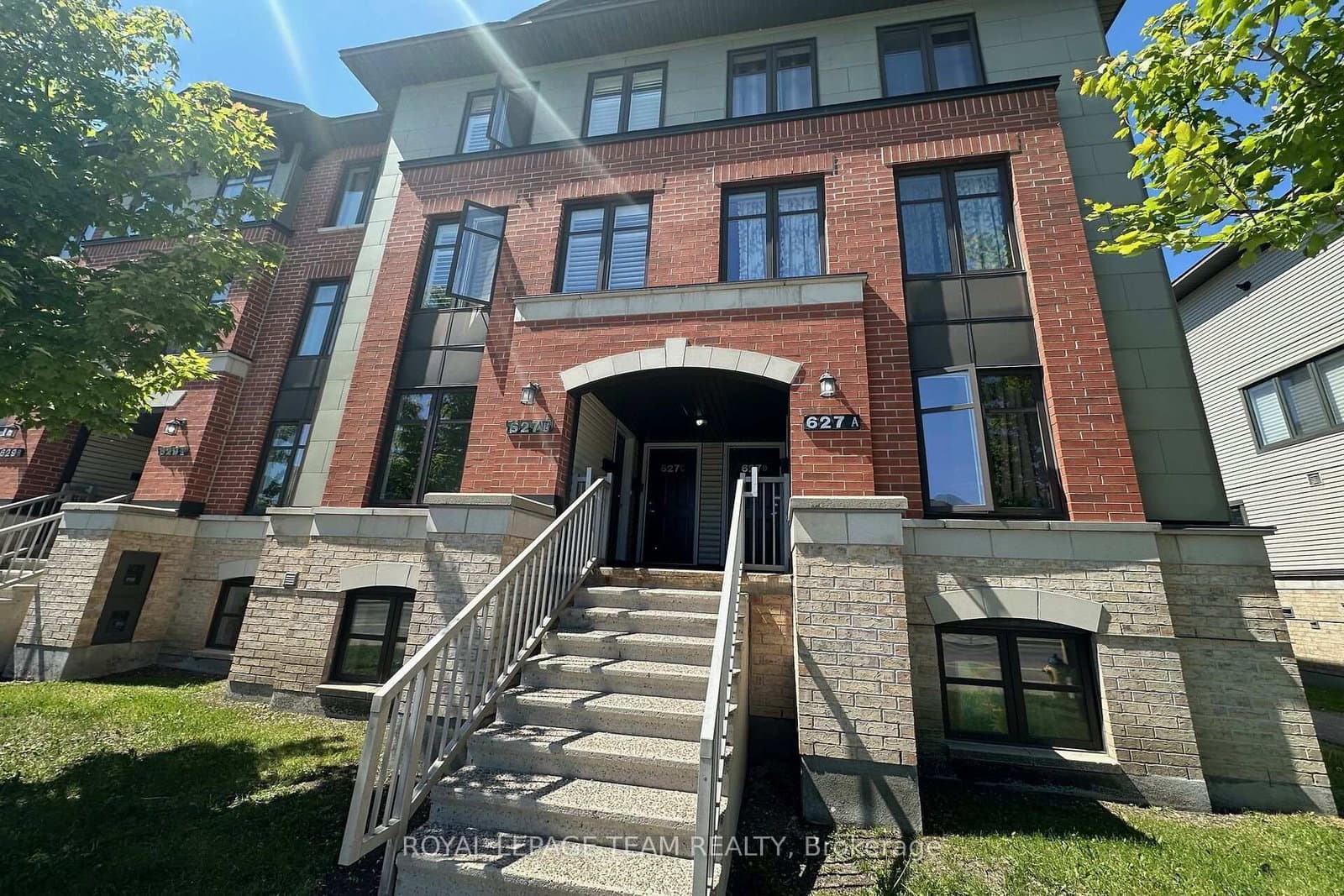 627B Chapman Mills Drive, Ottawa, ON