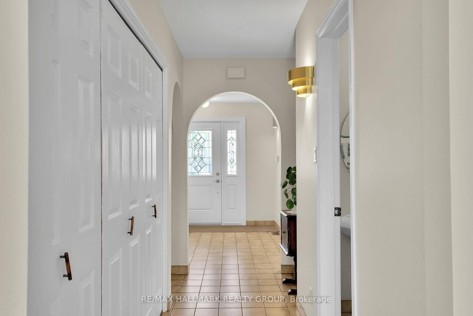 39 Biscayne Crescent, Ottawa, ON — photo 3