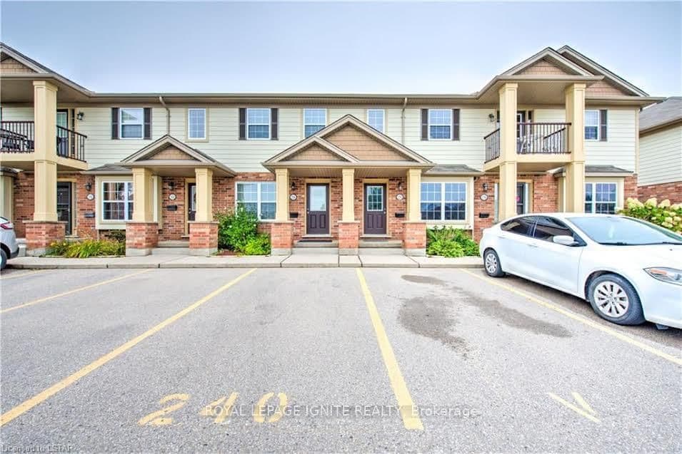 240 - 3320 Meadowgate Boulevard, London South, ON — photo 2