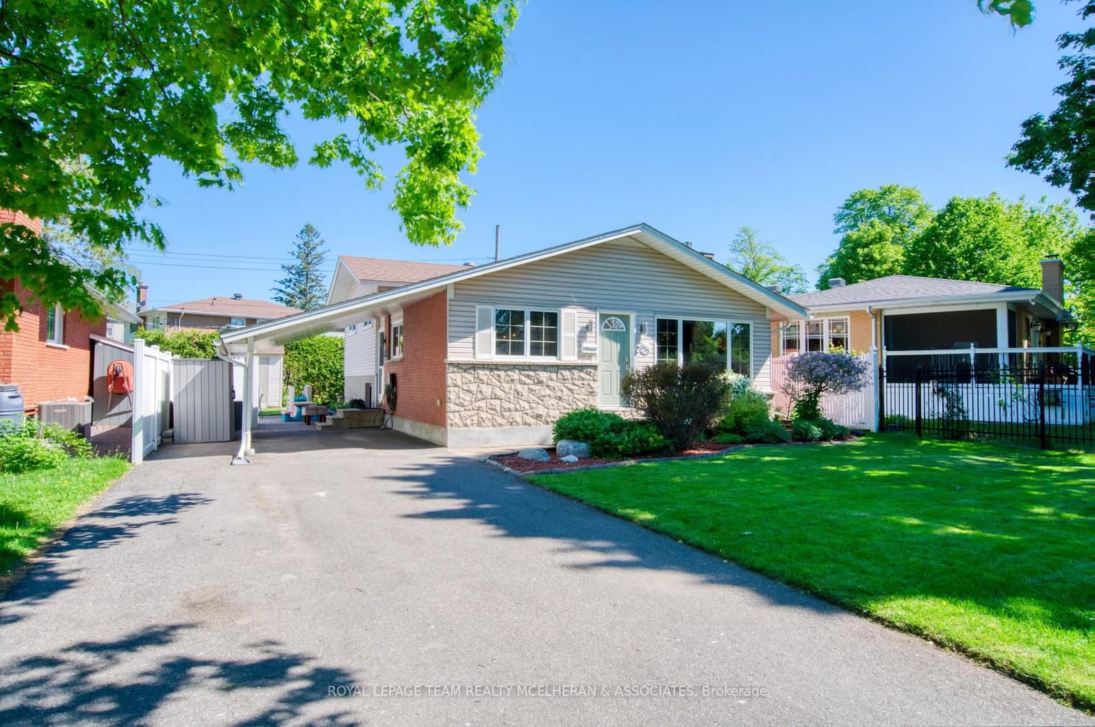 655 Browning Avenue, Ottawa, ON