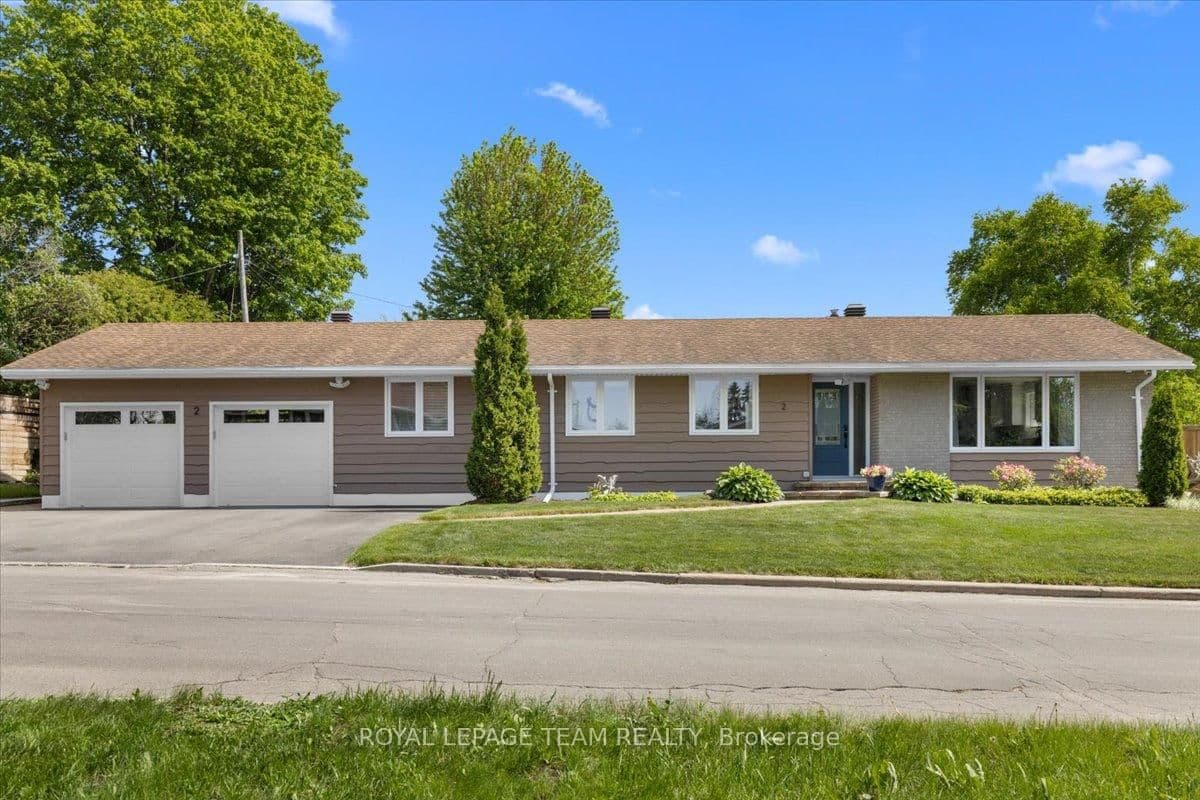 2 Lavina Crescent, Ottawa, ON — photo 2