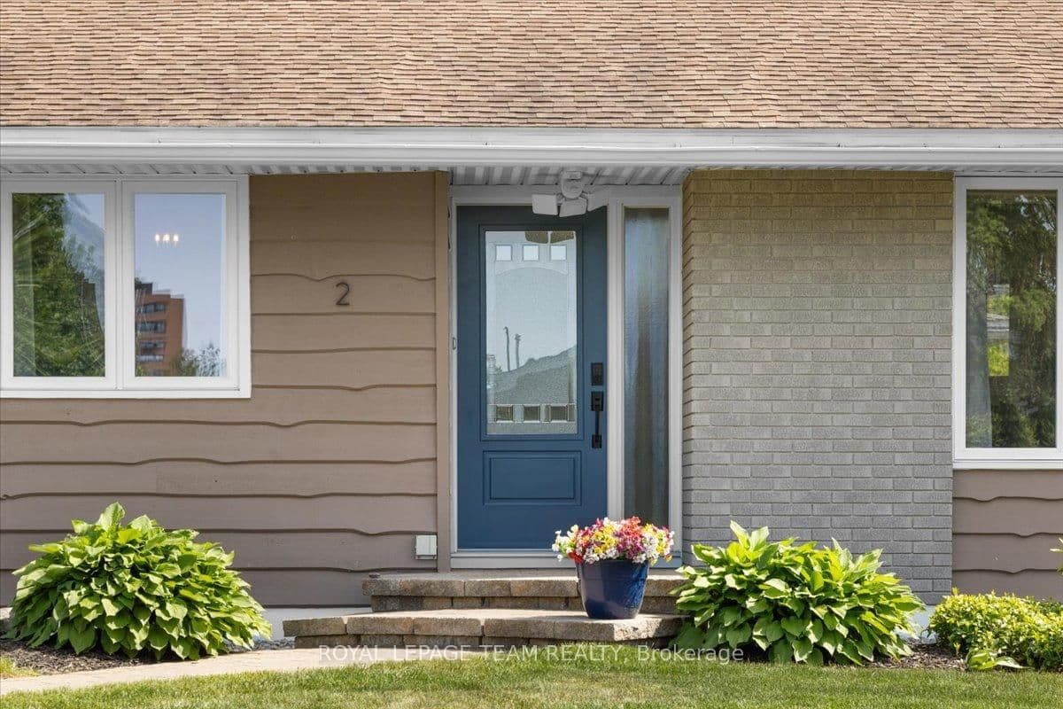 2 Lavina Crescent, Ottawa, ON — photo 3