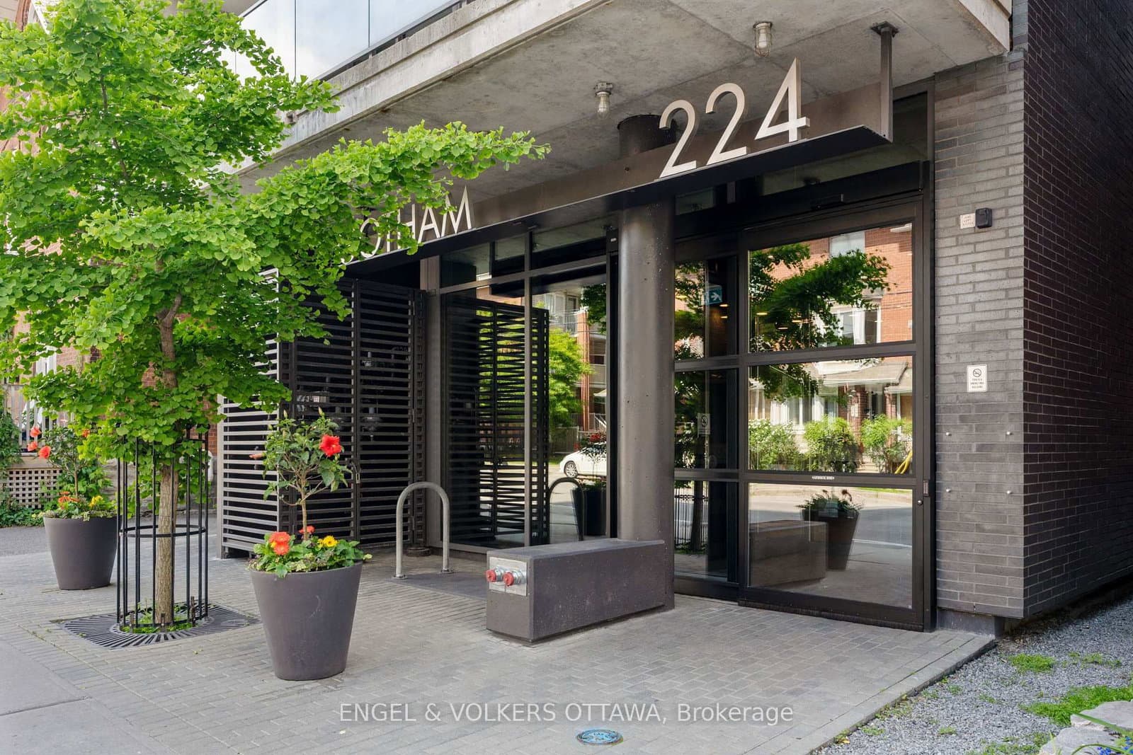 1004 - 224 Lyon Street, Ottawa, ON — photo 2