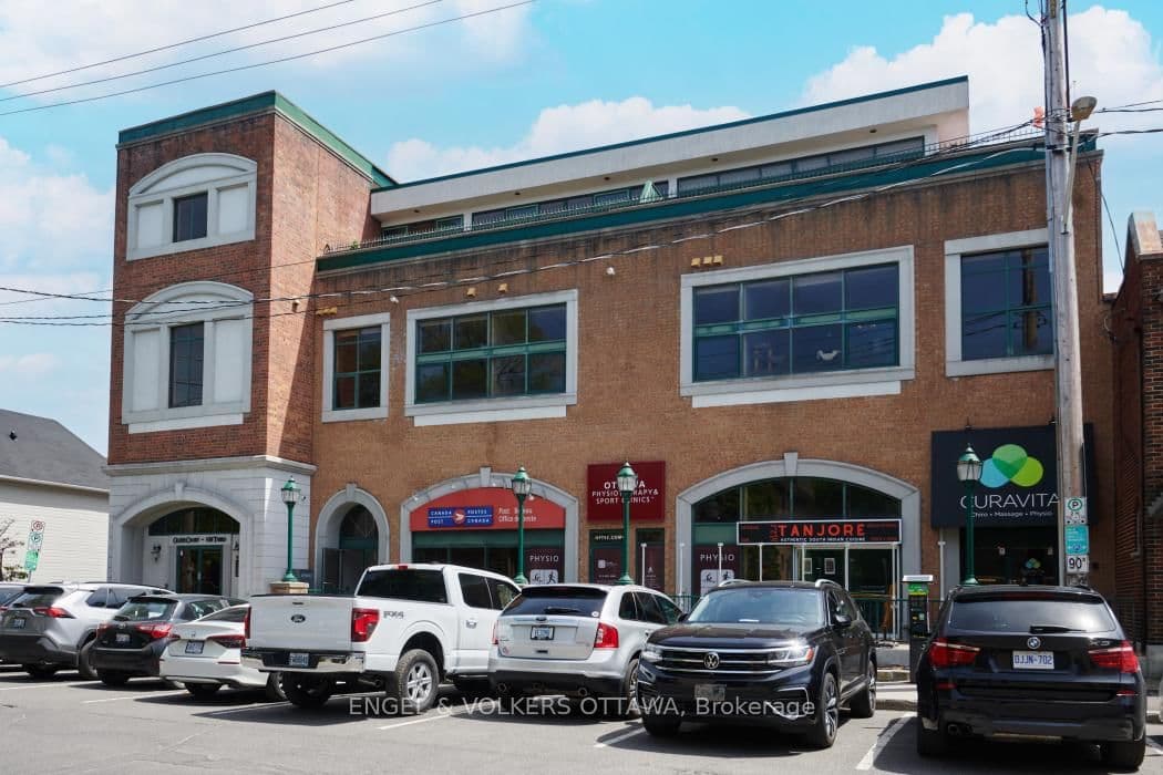 201 - 108 Third Avenue, Ottawa, ON