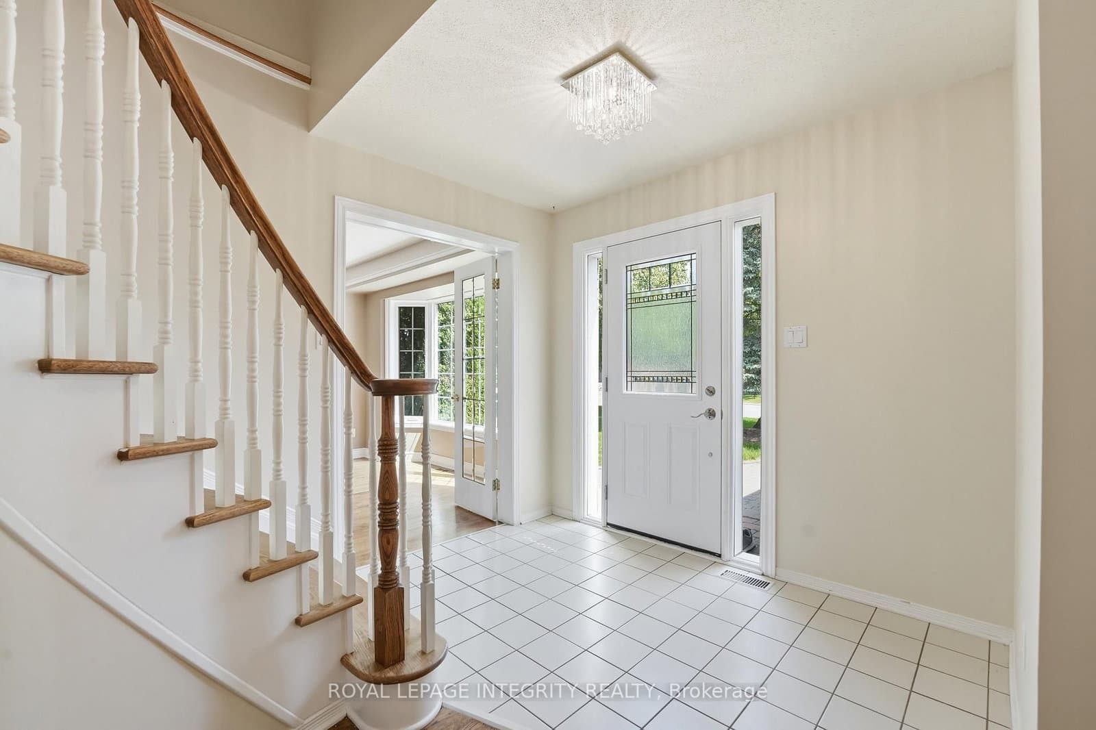 50 Bramble Wood Crescent, Kanata, ON — photo 3