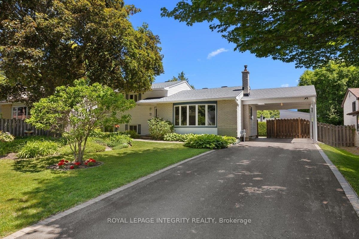 30 Biscayne Crescent, Ottawa, ON