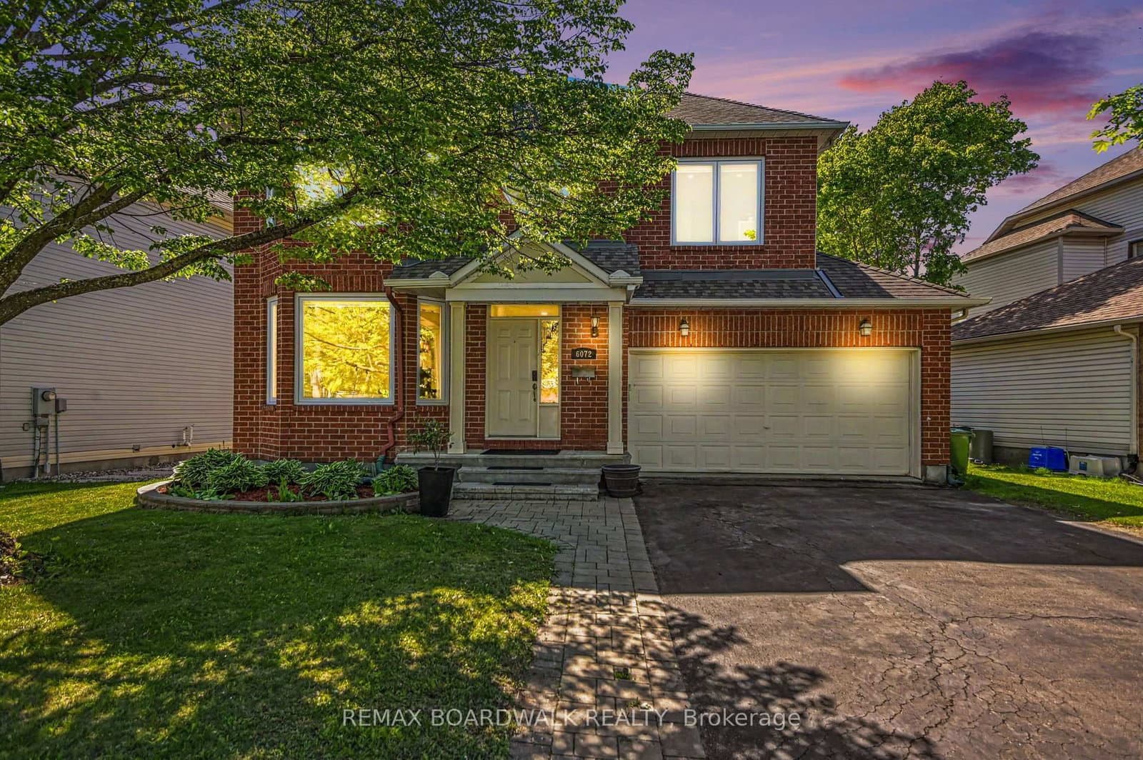 6072 LONGLEAF Drive, Ottawa, ON