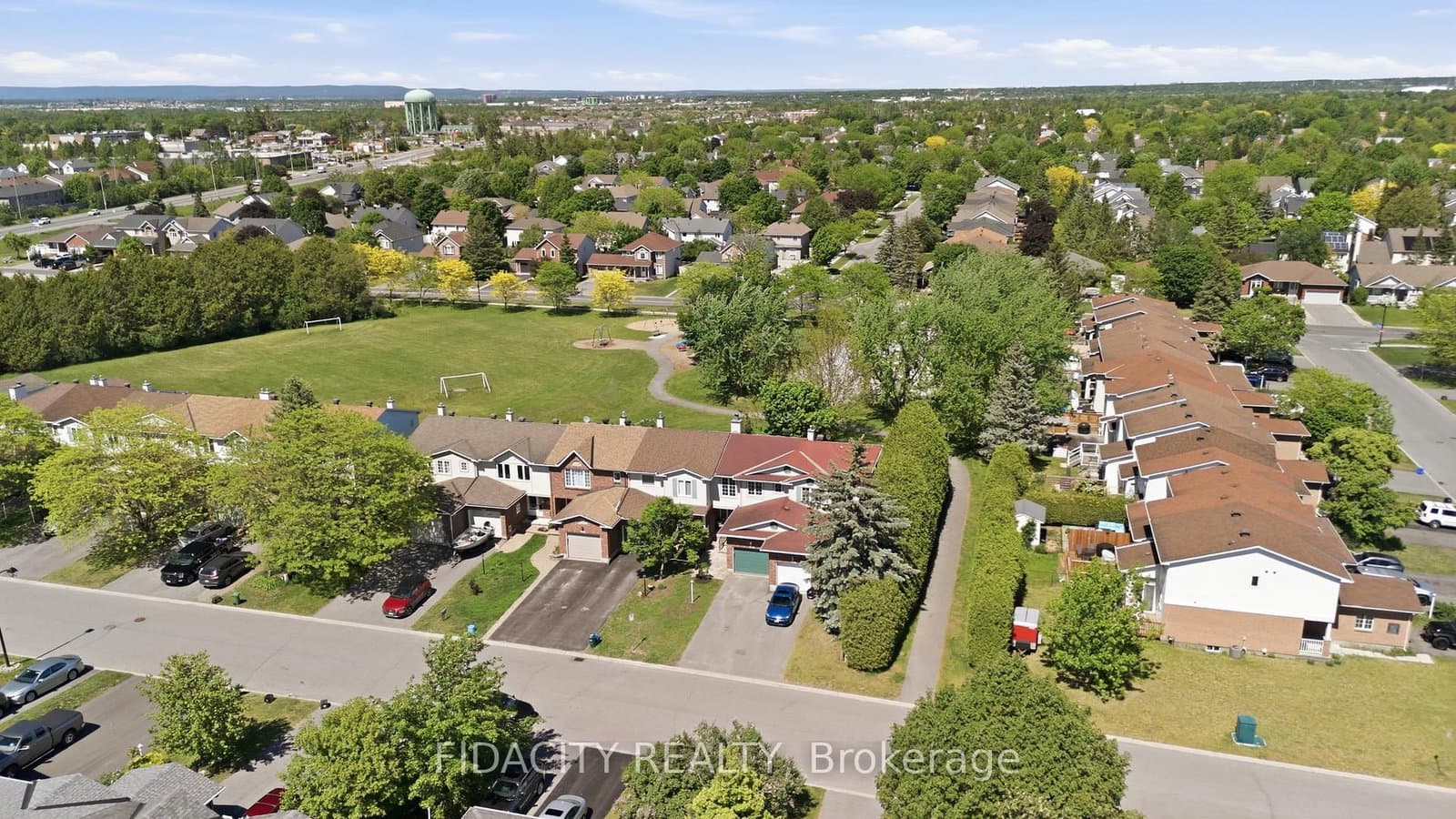 173 Whalings Circle, Stittsville, ON — photo 2