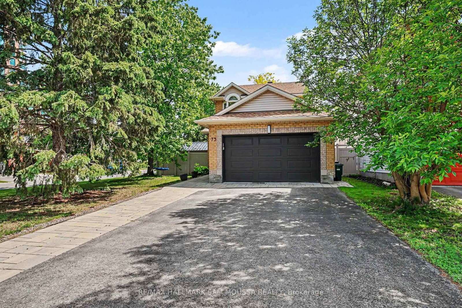 73 Malhotra Court, Ottawa, ON