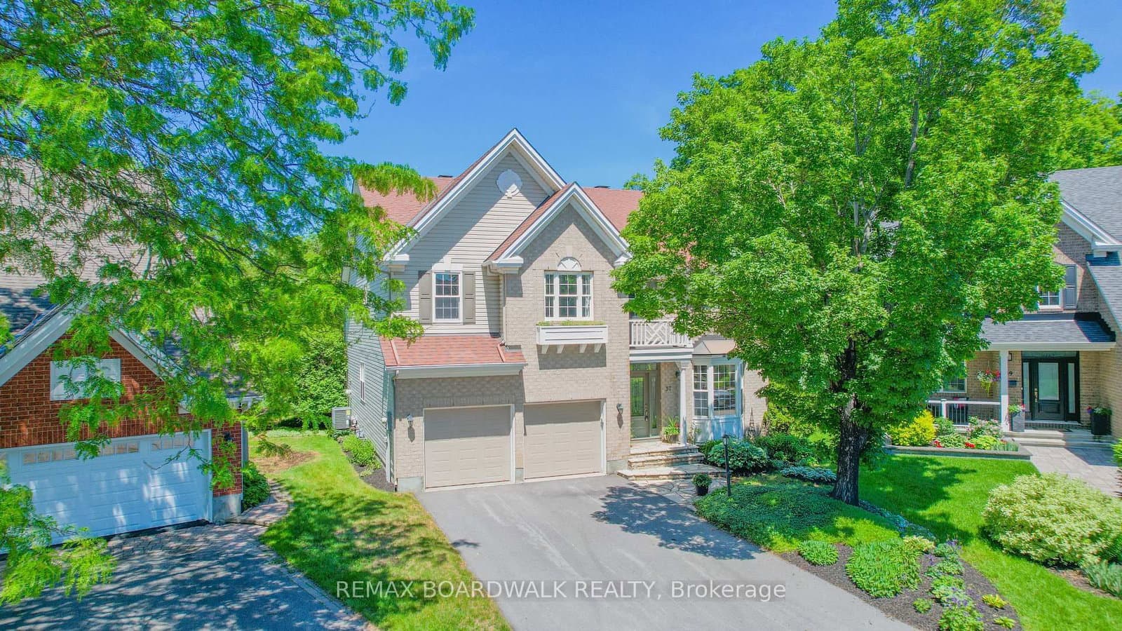 57 Mattawa Crescent, Ottawa, ON