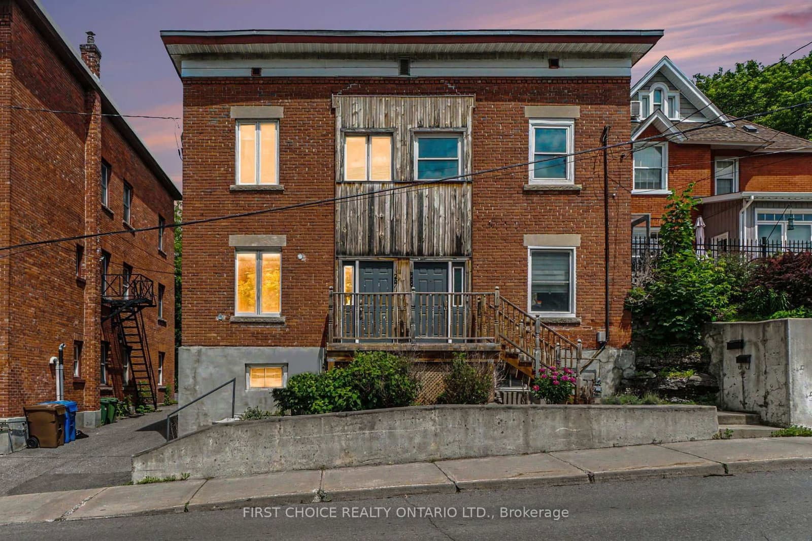 267 BOOTH Street, Ottawa, ON