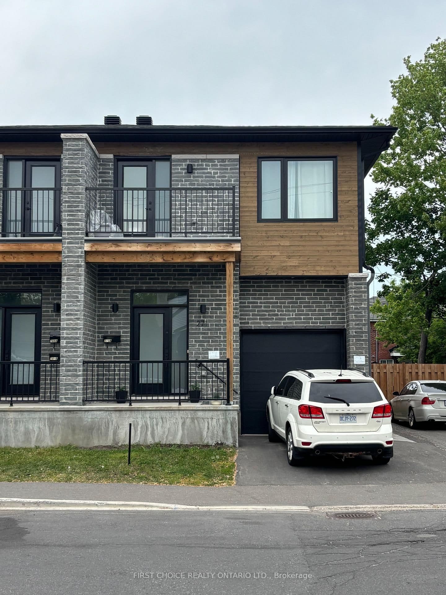 271 Queen Mary Street, Ottawa, ON