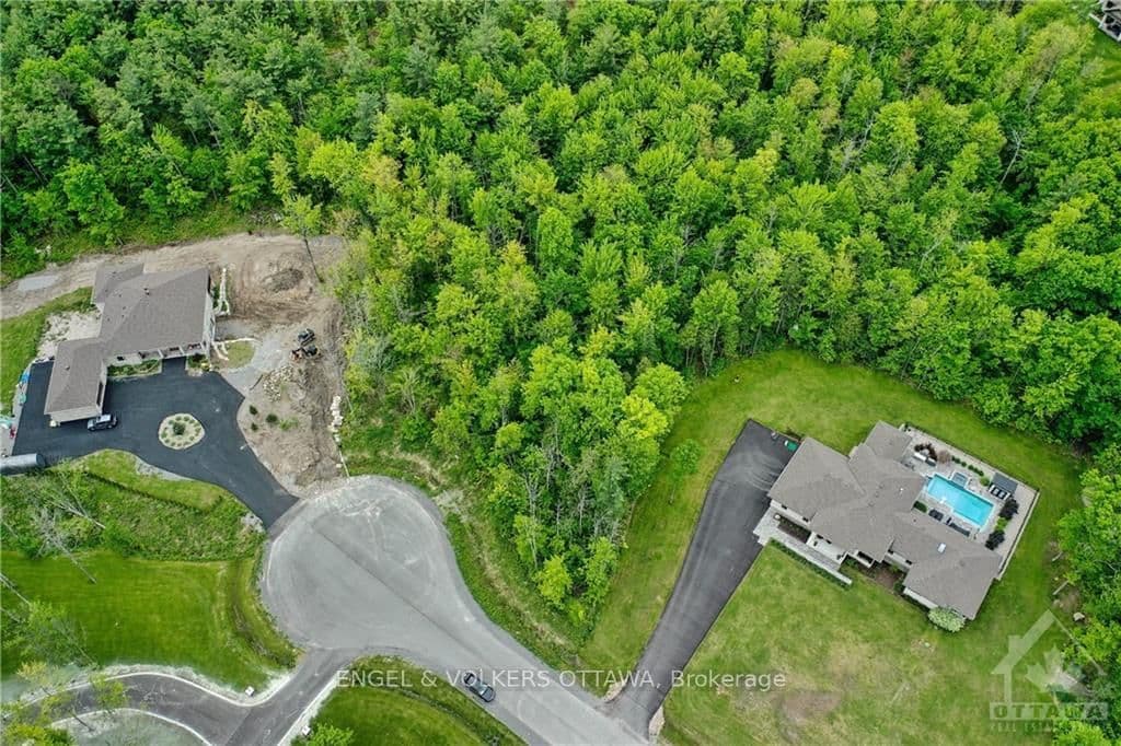 21 - 212 TERBOL Court, Ottawa, ON — photo 2